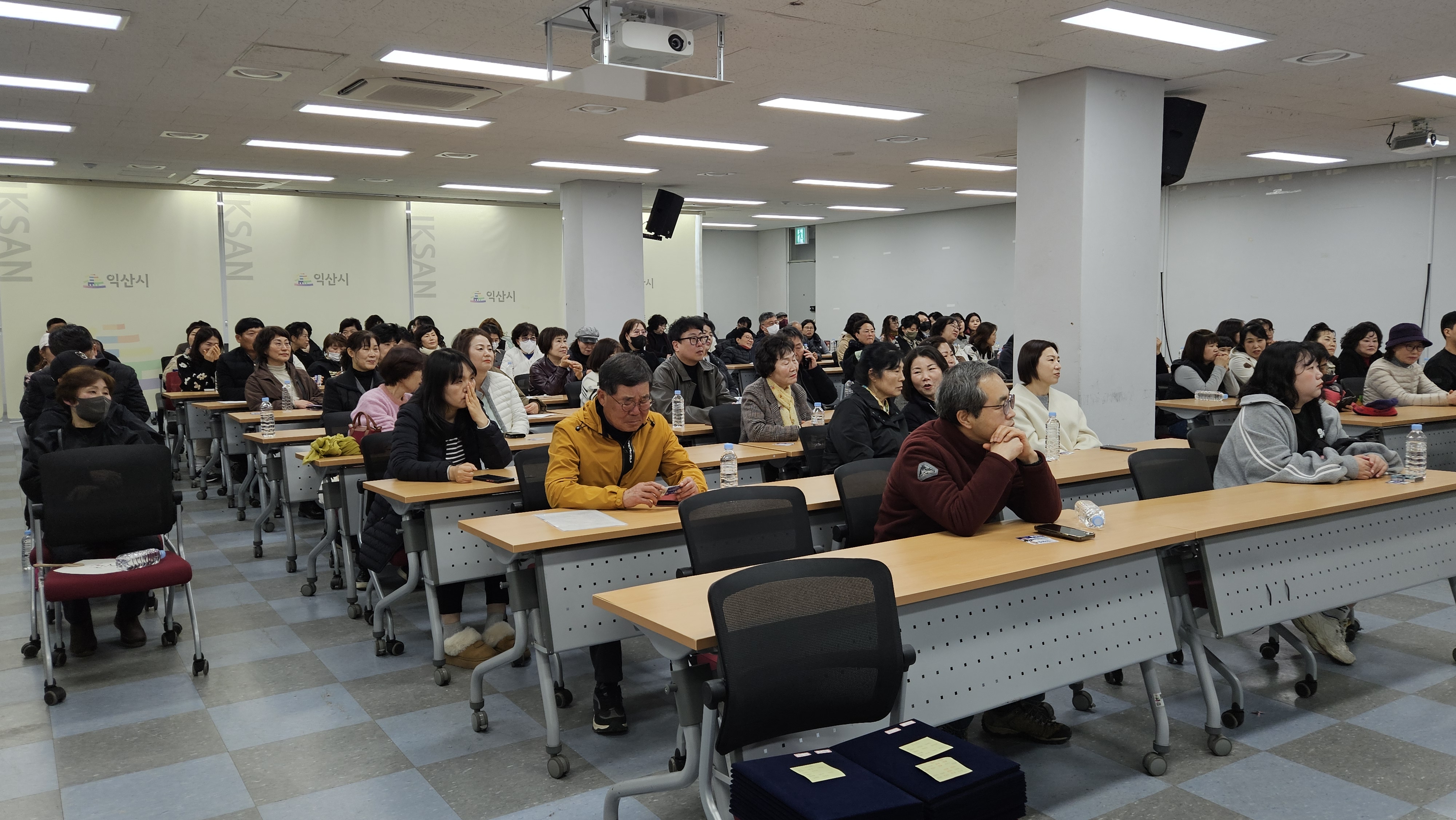 활동지원사 법정 의무교육 및 직무교육을 진행하였습니다.